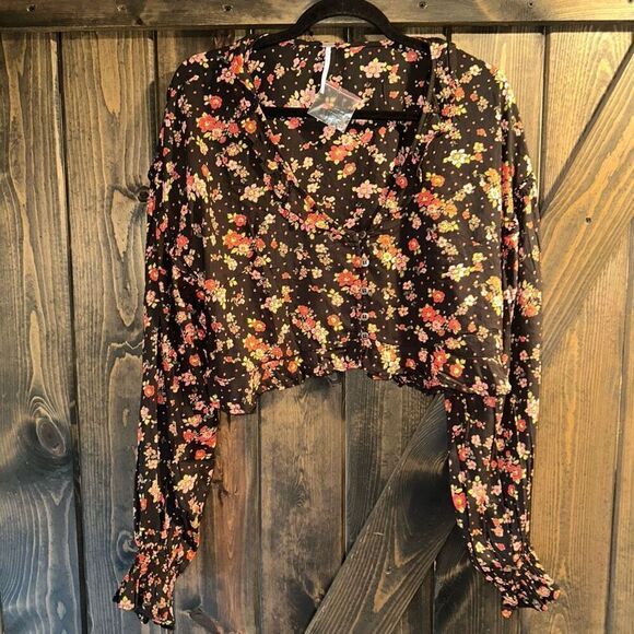 NWT Free People Secret Garden Top - Picture 1 of 6